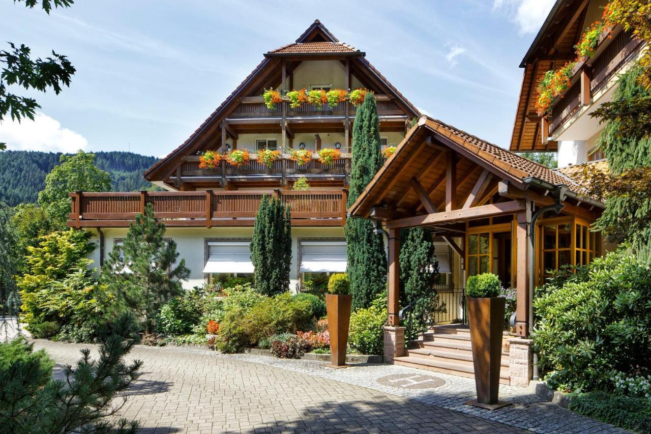 Landhotel Hirschen Oberwolfach Exteriör bild